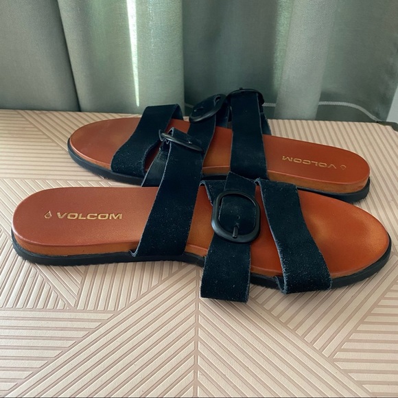 Volcom Sandals Buckle Up Buttercup Strappy Slides - Picture 12 of 13